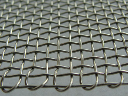 <a href=http://www.jcqo.com.cn target='_blank'>軋花網(wǎng)</a>在石油鉆井平臺(tái)防護(hù)的應(yīng)用案例 <a href=http://www.jcqo.com.cn target='_blank'>軋花網(wǎng)</a>在石油鉆井平臺(tái)防護(hù)的應(yīng)用案例